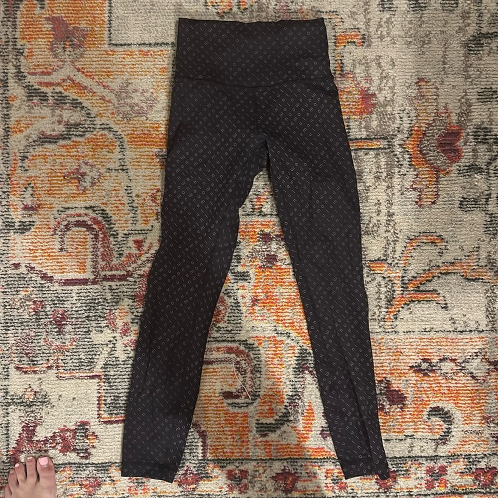 Lululemon printed wunder train leggings size 4